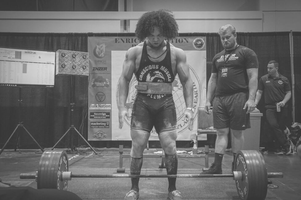 deadlifting photo. event powerlifting photography with florida photographer. Antonino Nino Bologna.